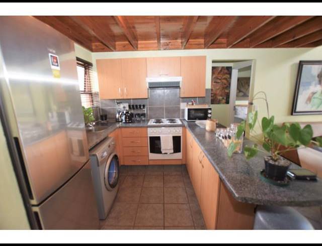 1 BEDROOM APARTMENT FOR SALE IN LONEHILL